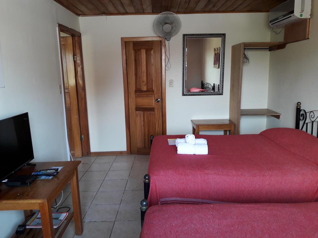 Hotel Posada Isla Chica Bocas del Toro Экстерьер фото